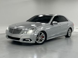 Used 2010 Mercedes-Benz E 550 4MATIC Sedan w/ Premium 2 Pkg video 1
