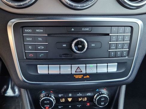 Used 2018 Mercedes-Benz CLA 250 image 39