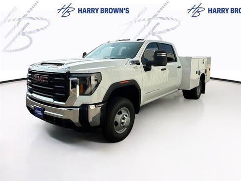 New 2026 GMC Sierra 3500 Pro w/ Convenience Package AWD/4WD image 1