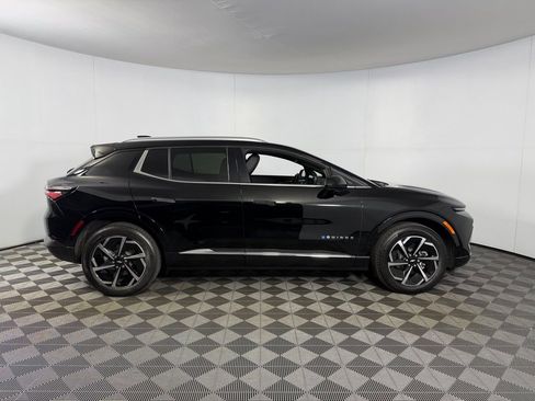 Used 2024 Chevrolet Equinox EV LT image 4