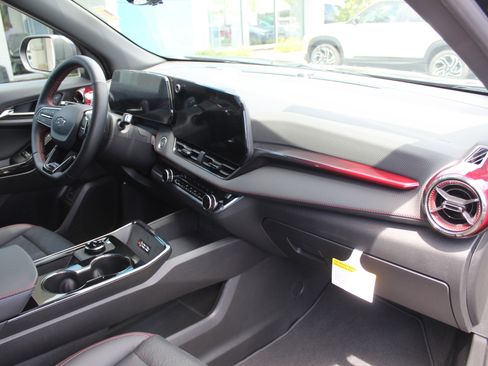New 2026 Chevrolet Equinox RS w/ Convenience Package III FWD image 15