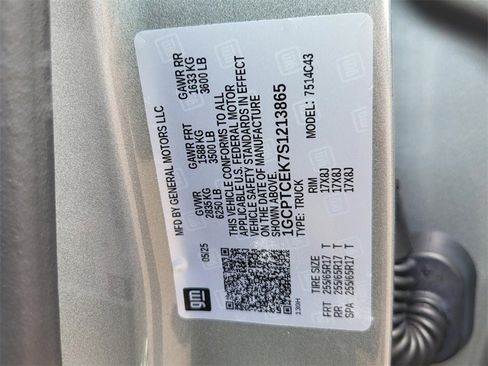 New 2025 Chevrolet Colorado LT w/ LT Convenience Package image 21