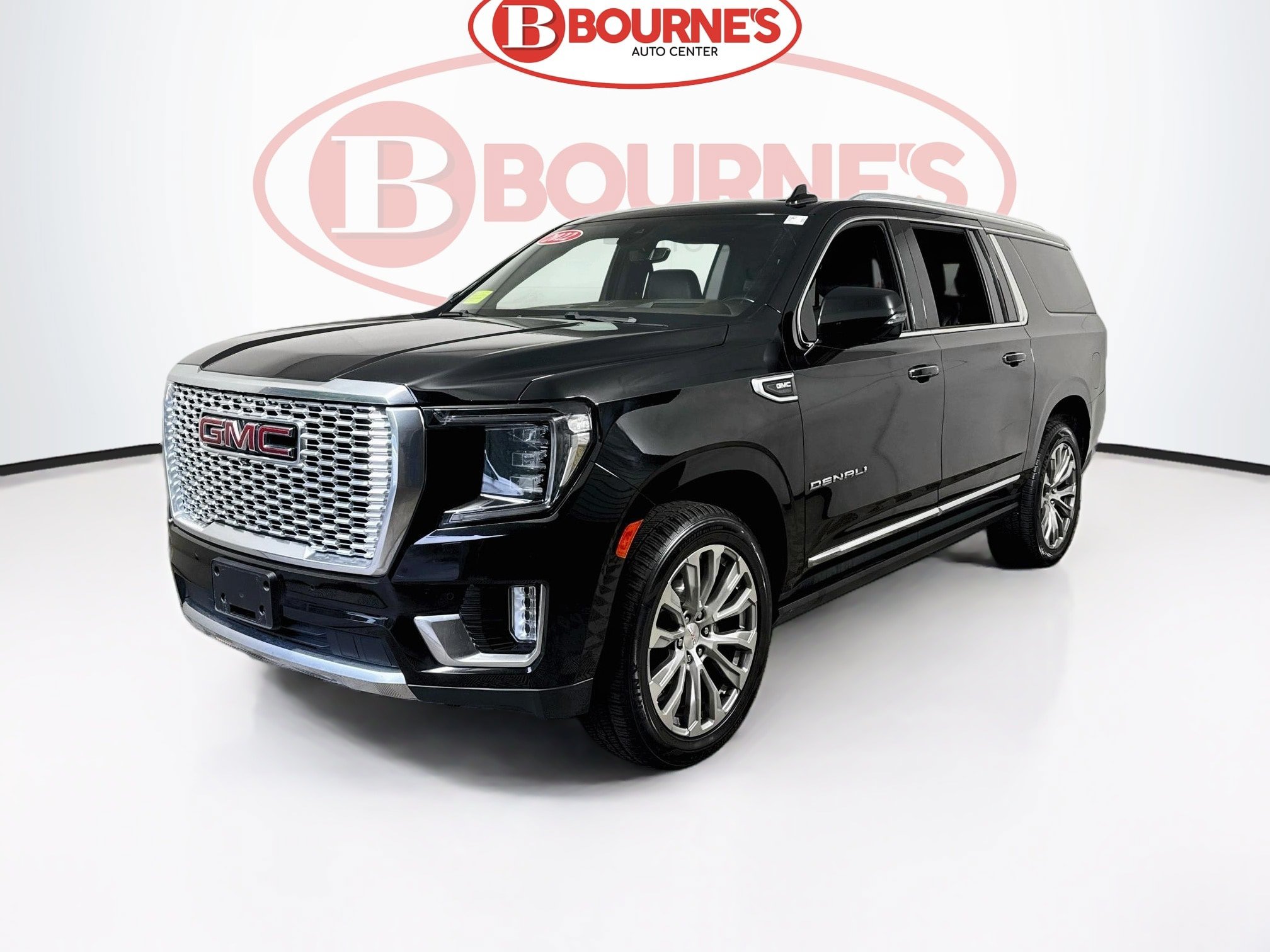 Used 2022 GMC Yukon XL Denali w/ Denali Premium Package AWD/4WD image 8