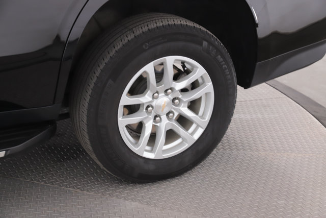 Used 2023 Chevrolet Tahoe LT w/ Luxury Package AWD/4WD image 15