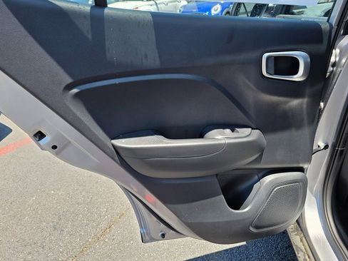 New 2025 Hyundai Venue SEL image 20