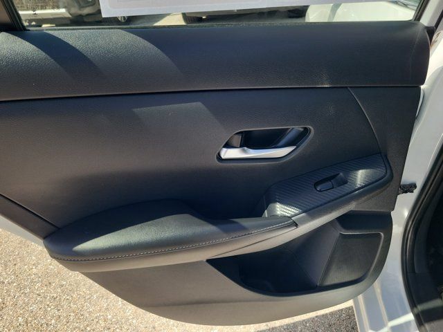 Certified 2022 Nissan Sentra SV w/ All-Weather Package FWD image 13