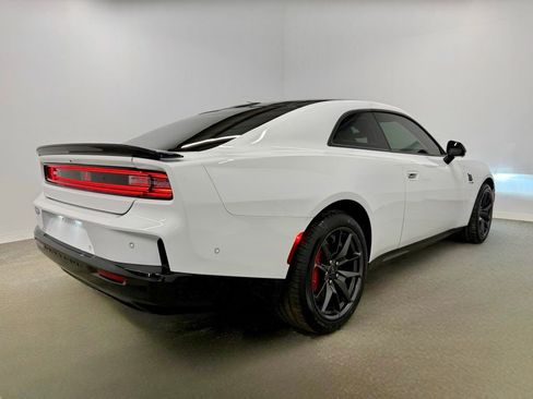 Used 2024 Dodge Charger R/T Scat Pack w/ Plus Group image 10