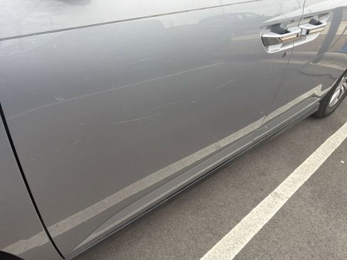 Used 2016 Honda Odyssey SE image 3