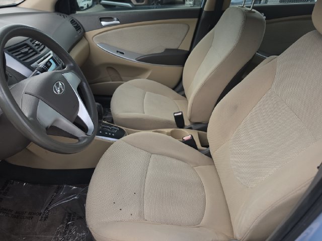Used 2012 Hyundai Accent GLS FWD image 14