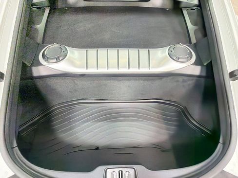 Used 2024 Porsche 718 Cayman image 12