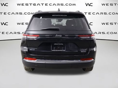 Used 2023 Jeep Grand Cherokee Laredo AWD/4WD image 4