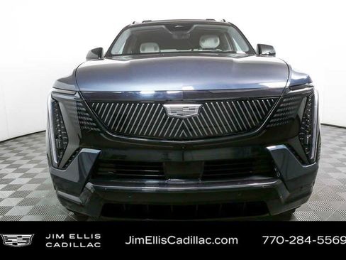 Certified 2026 Cadillac Escalade IQ Sport 1 w/ LPO, ONYX Package AWD/4WD image 33