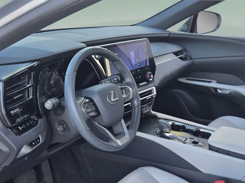 Used 2023 Lexus RX 350 Premium Plus w/ Cold Area Package FWD image 11