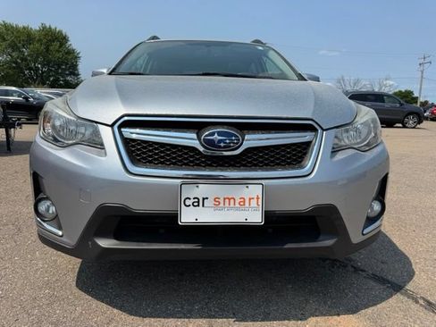Used 2016 Subaru Crosstrek 2.0i Limited w/ 17" Wheel Sport Package AWD/4WD image 2