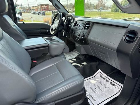 Used 2015 Ford F350 XL w/ Power Equipment Group image 7