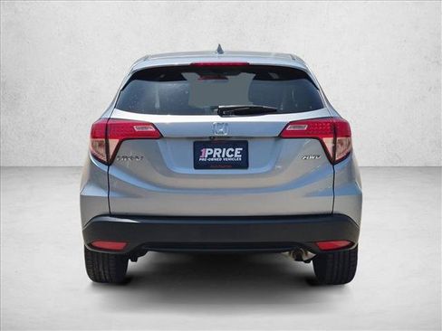 Used 2018 Honda HR-V EX image 6