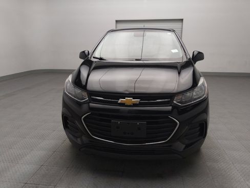 Used 2020 Chevrolet Trax LS w/ Tint and Cruise Package image 15