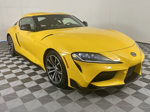 Used 2021 Toyota Supra w/ Safety & Technology Package RWD image 7