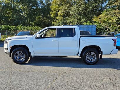New 2026 Nissan Frontier SV w/ Tow Package