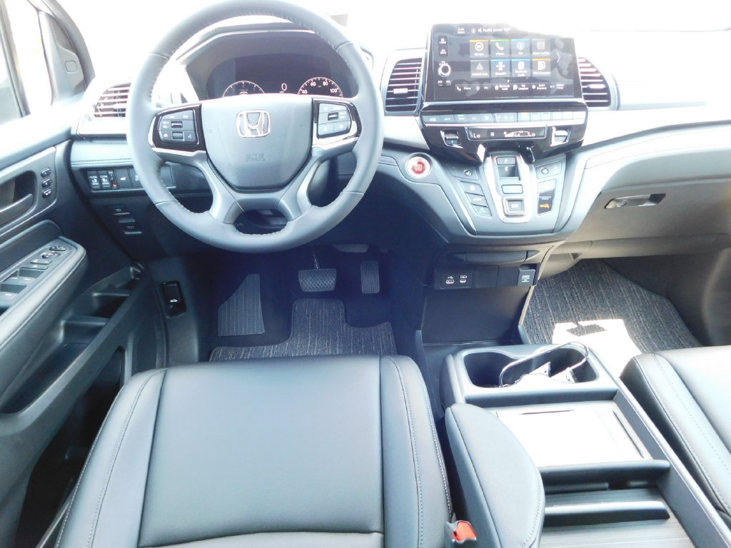 New 2027 Honda Odyssey EX-L image 17