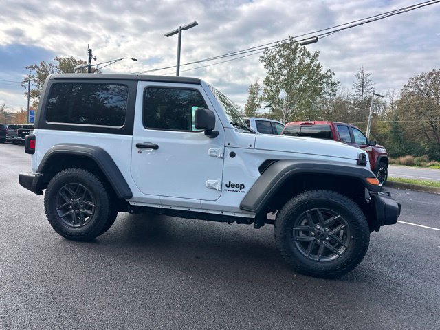 Used 2024 Jeep Wrangler Sport AWD/4WD image 17