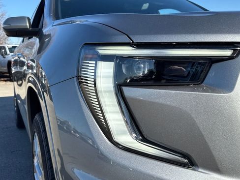 New 2026 GMC Acadia Denali w/ Super Cruise Package image 11