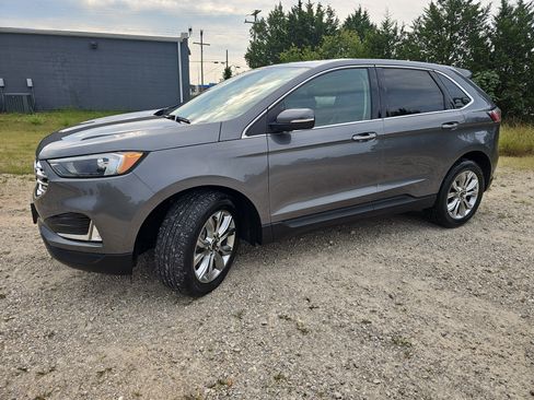 Used 2024 Ford Edge Titanium AWD/4WD image 8