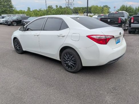 Used 2015 Toyota Corolla LE FWD image 4