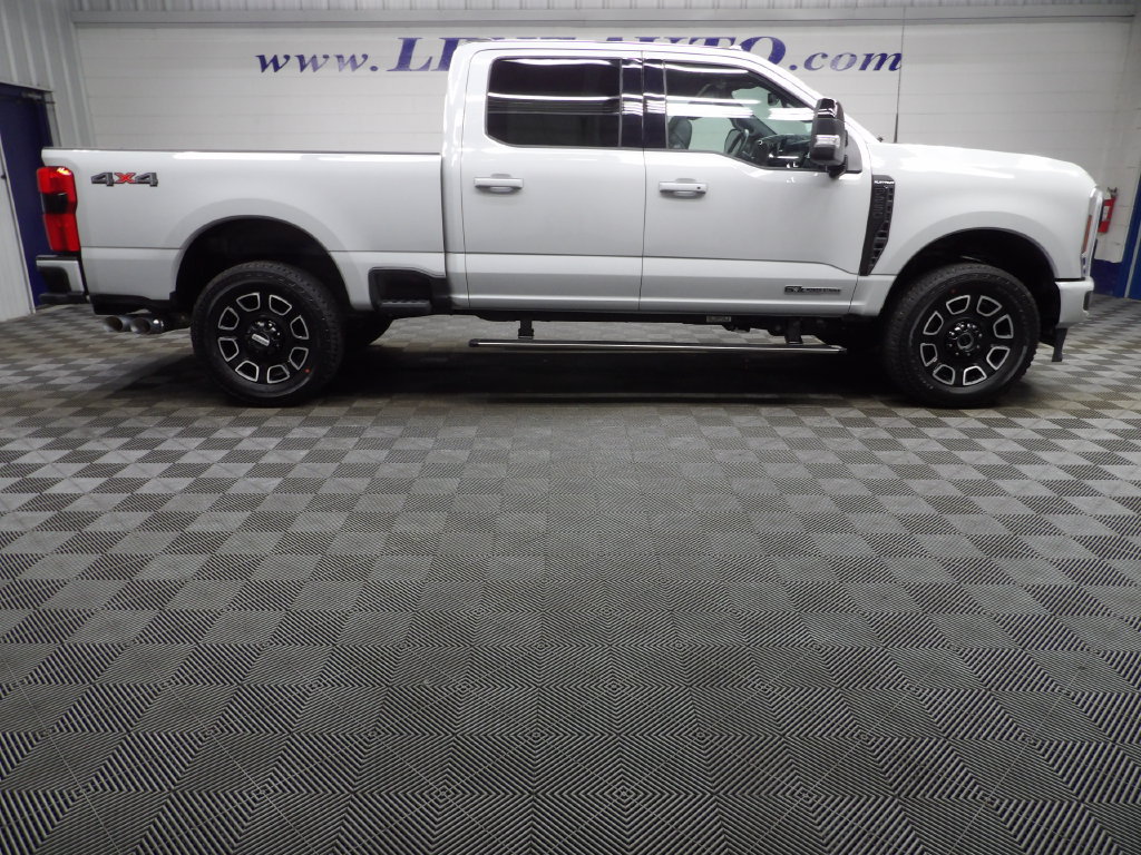 Used 2026 Ford F250 Platinum AWD/4WD image 2
