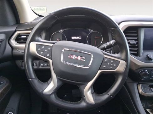 Used 2021 GMC Acadia Denali image 12