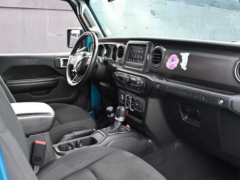 Used 2020 Jeep Wrangler Unlimited Sport S AWD/4WD image 14
