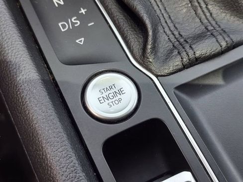 Used 2021 Volkswagen Atlas SEL FWD image 19