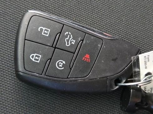 Used 2024 Chevrolet Silverado 1500 LT image 43