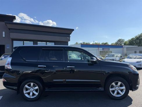 Used 2015 Lexus GX 460 w/ Navigation Package AWD/4WD image 8