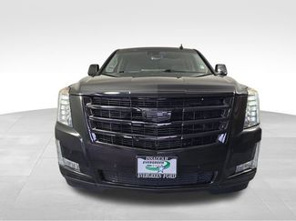 Used 2019 Cadillac Escalade ESV Luxury video 2