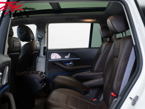 Used 2020 Mercedes-Benz GLS 580 4MATIC image 43