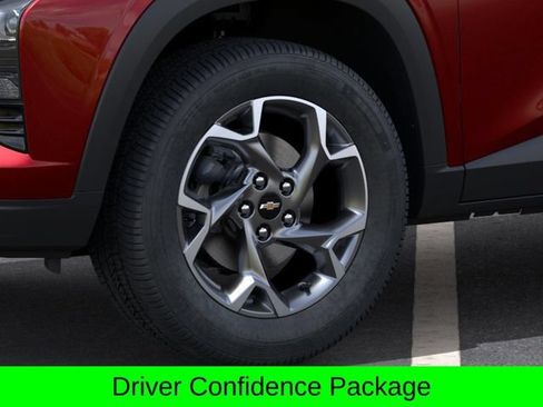 New 2026 Chevrolet Trax LT w/ Driver Confidence Package FWD image 10