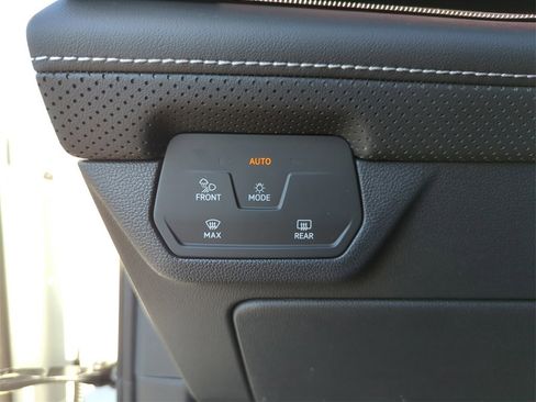 New 2026 Volkswagen Atlas SEL Premium R-Line image 41