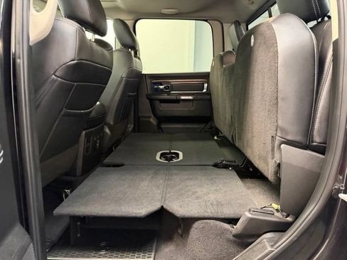 Used 2018 RAM 1500 Laramie w/ Convenience Group AWD/4WD image 35