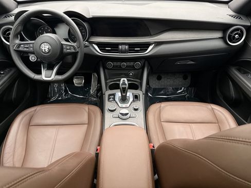 Used 2023 Alfa Romeo Stelvio Ti AWD/4WD image 14