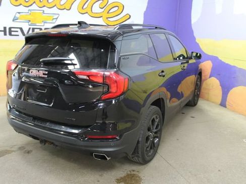Used 2019 GMC Terrain SLE w/ GMC Pro Grade Package AWD/4WD image 8