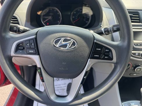Used 2015 Hyundai Accent GLS w/ Option Group 02 FWD image 10