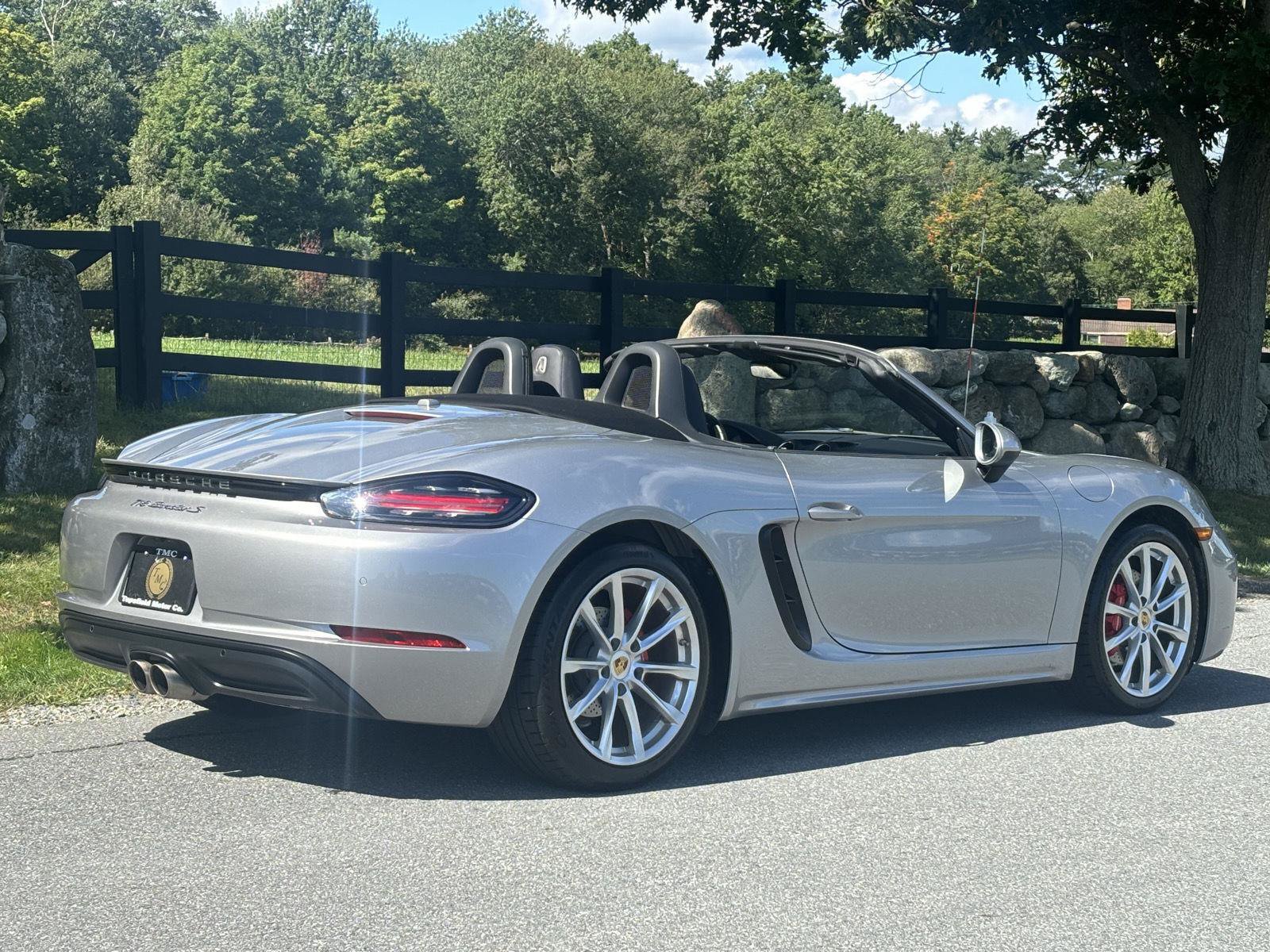 Used 2022 Porsche 718 Boxster S RWD image 22