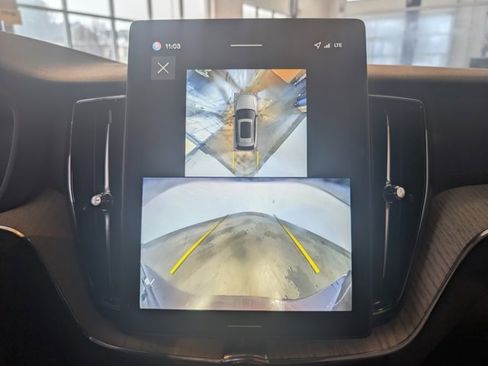 Used 2026 Volvo XC60 B5 Plus w/ Climate Package image 20