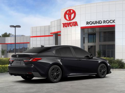 New 2026 Toyota Camry SE image 10