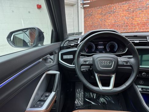 Used 2022 Audi Q3 2.0T Premium Plus image 14