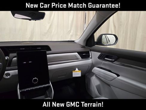 New 2026 GMC Terrain Denali w/ LPO, Floor Liner Package image 30