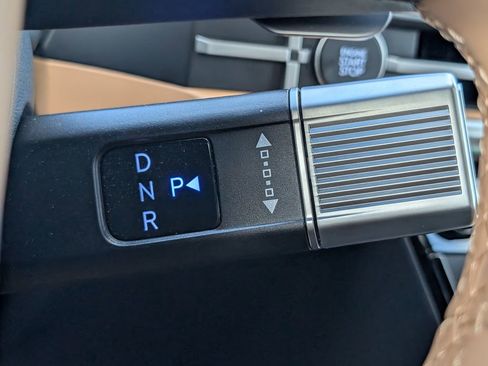 Used 2025 Hyundai Santa Fe Limited image 20