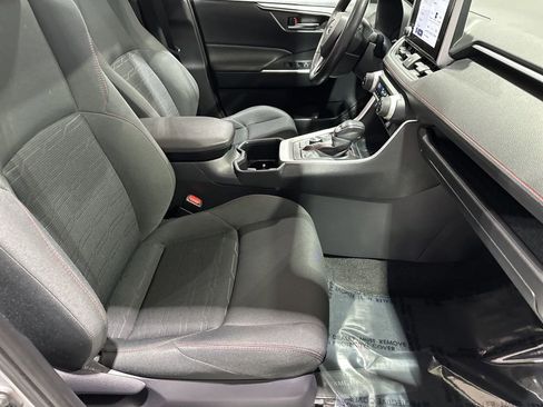 Certified 2023 Toyota RAV4 SE image 18