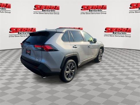 Certified 2025 Toyota RAV4 XLE Premium image 9